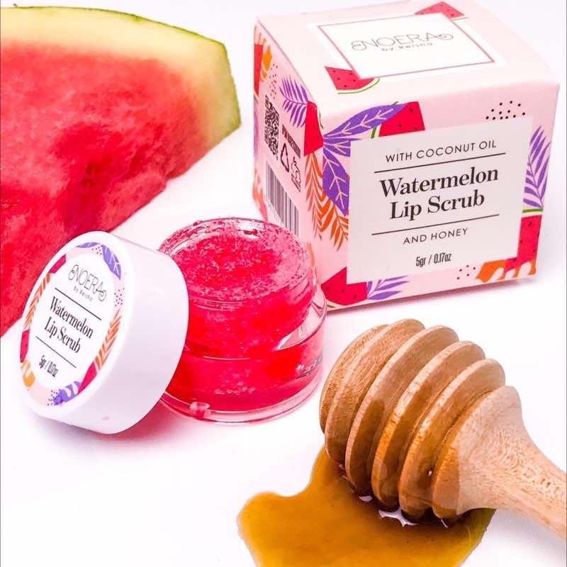Noera lipscrub
