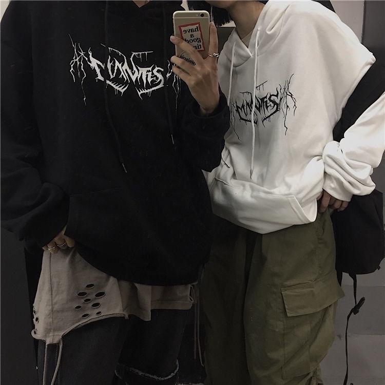 เสื้อฮู้ดลายเส้น