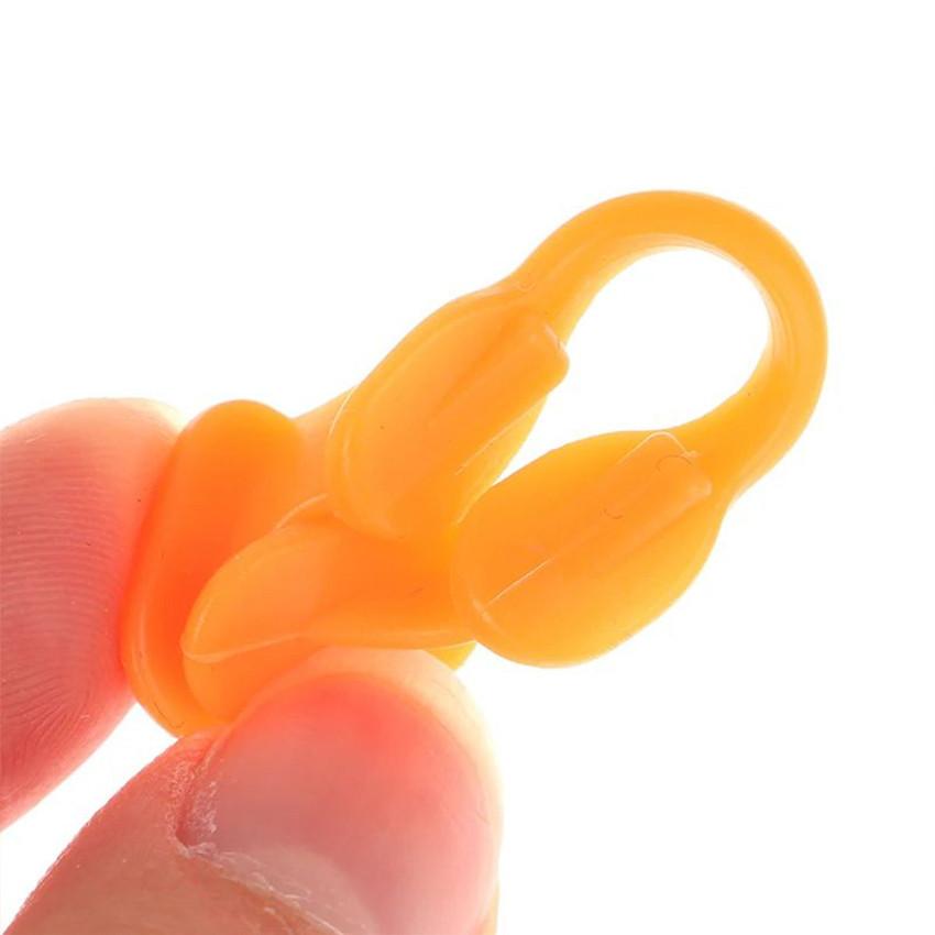 Noseclip Anti Snore Magnetik Penjepit Hidung Silikon Anti Ngorok Alat Bantu untuk Mengurangi Dengkuran Membantu Tidur Lebih Nyaman dan Berkualitas Cocok untuk Semua Usia - Putih