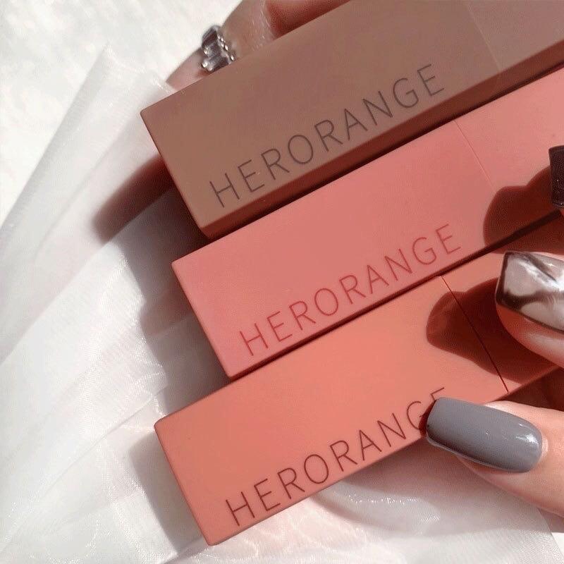 Son Môi Herorange Kết Cấu Mờ Dưỡng Ẩm Mềm Mại Lâu Trôi