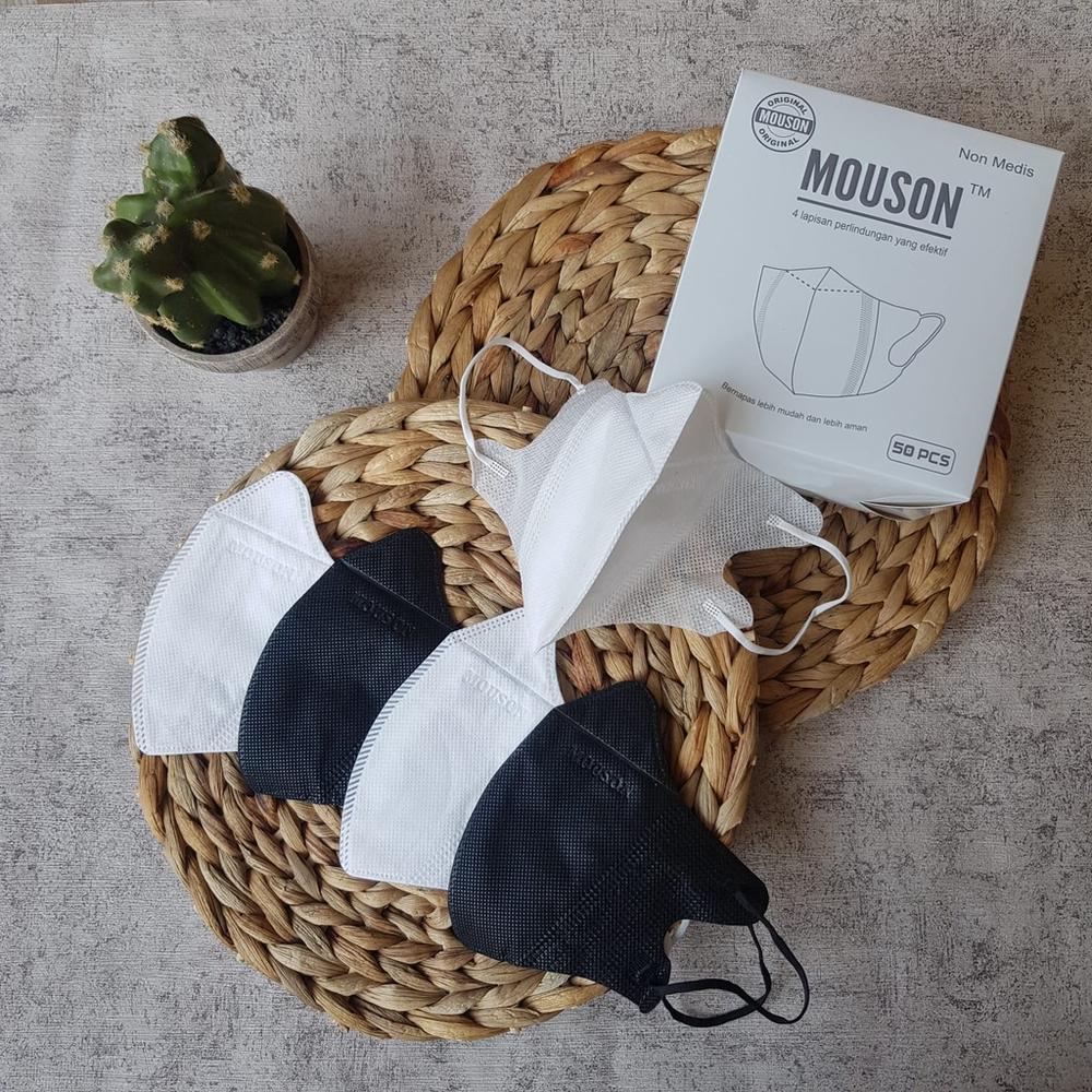 Masker Mouson Duckbill Garis 4 PLY isi 50pcs Disposable Mask Hitam / Putih - WHITE